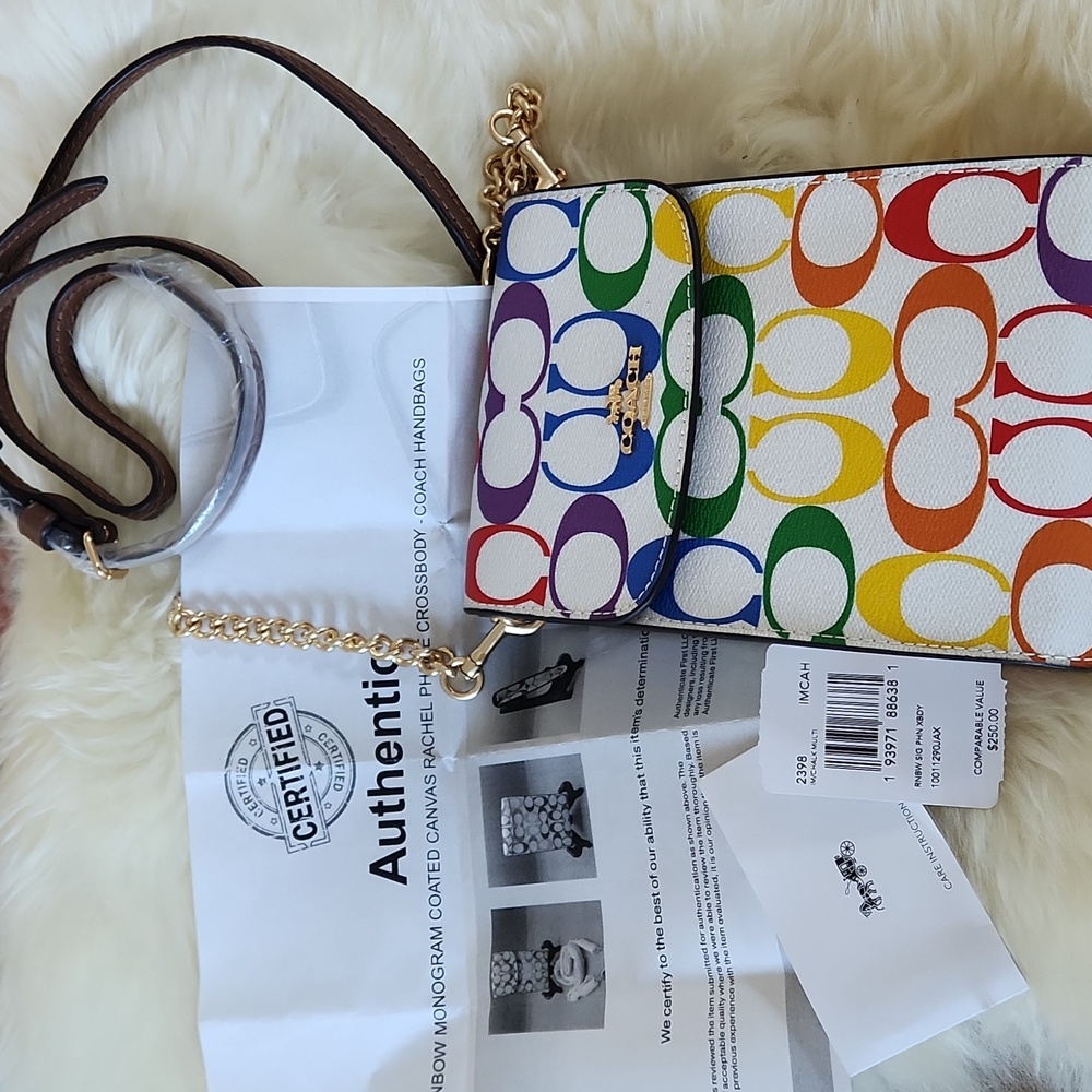 Gorgeous NWT Coach Rainbow Signature Phone Crossbody Bag ♥️🌈📱💜
